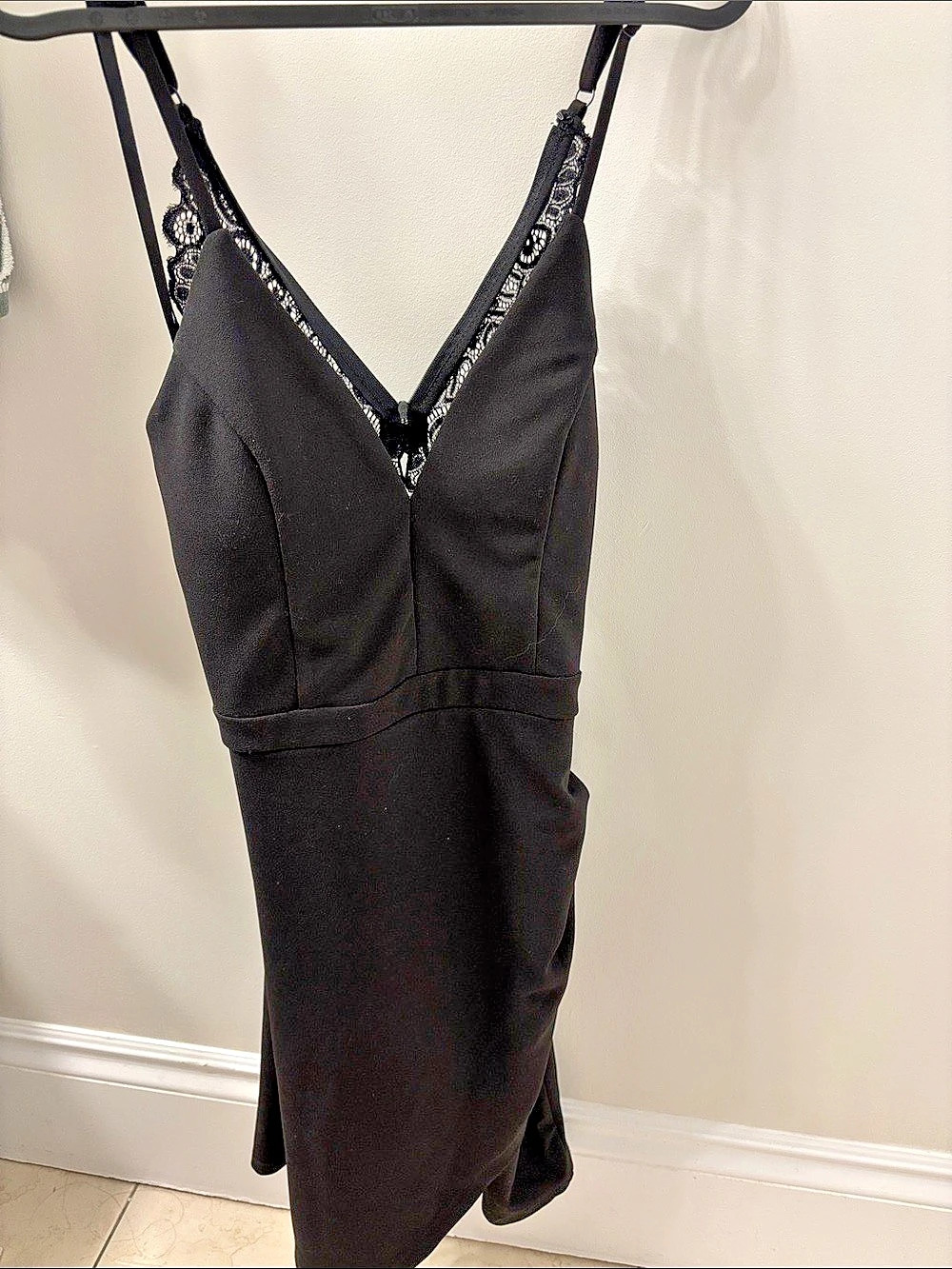 Suzy shiver Black Lace Trim Mini Dress Size Small NWT